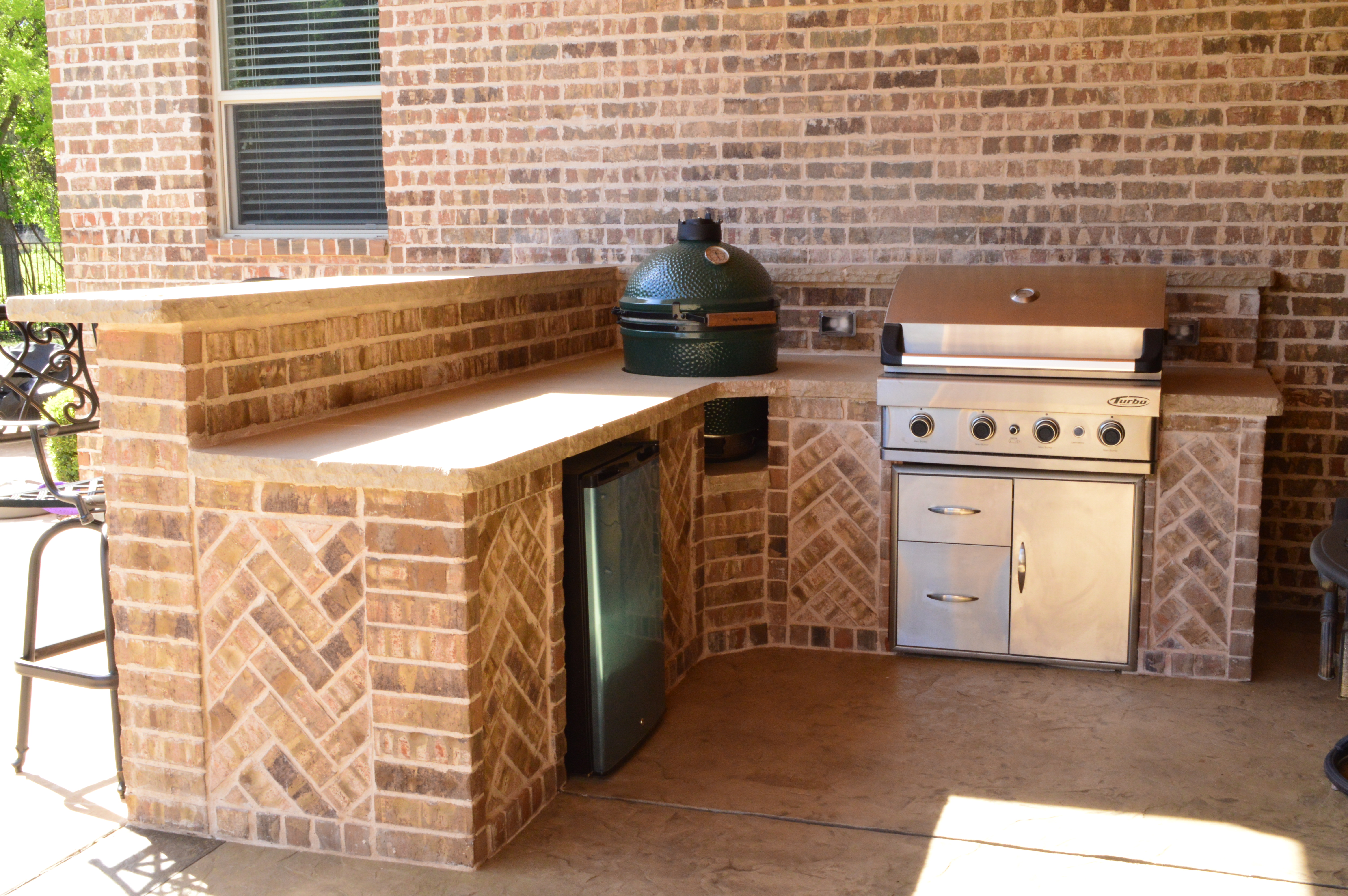 Outdoor Kitchens